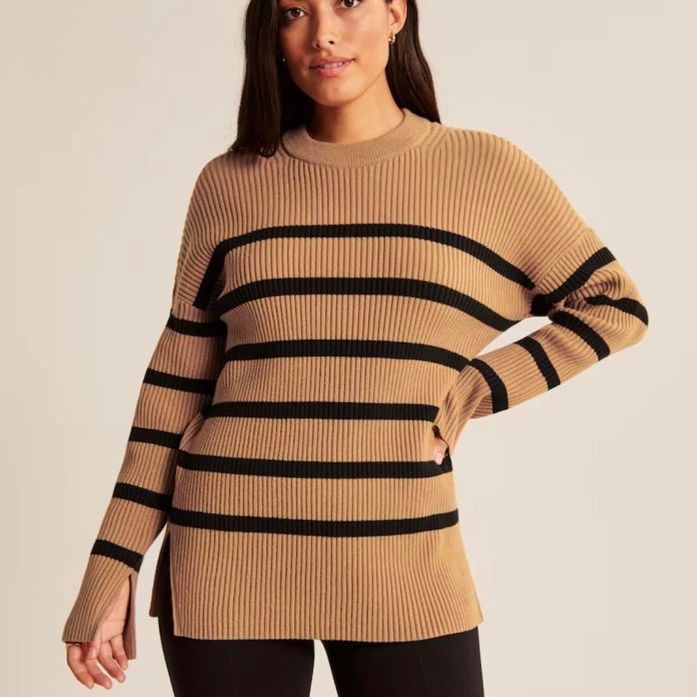 Abercrombie & Fitch Luxeloft Oversized Crew Neck Ribbed Striped Sweater Size L
